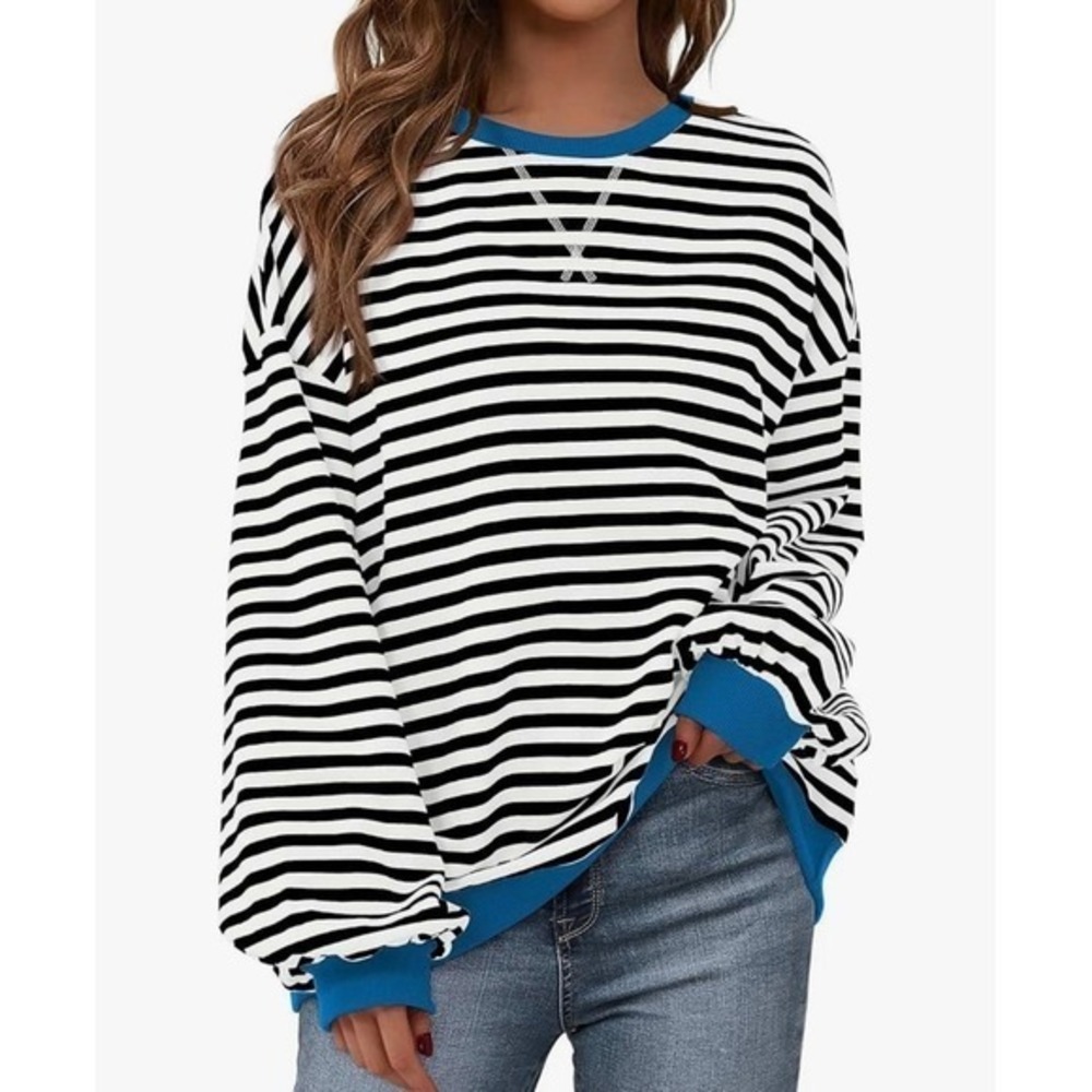NEW Black White Striped Crewneck Medium Sweatshirt Blue Trim Long Sleeve Casual